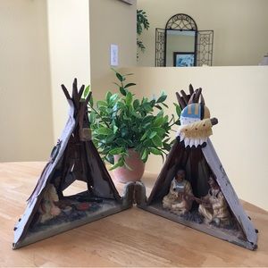 American Indians in Tepee ⛺️